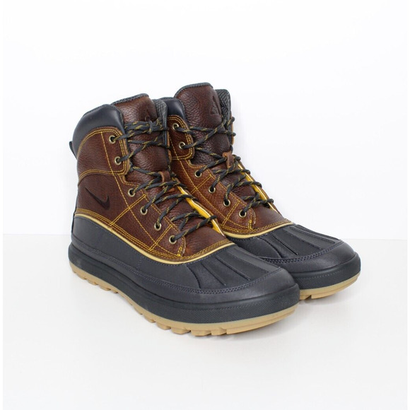 size 12 men's nike acg boots